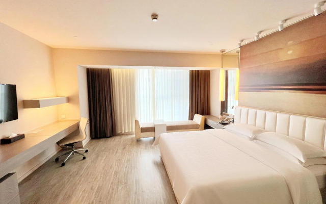 Metropolo Hangzhou Railway Station East