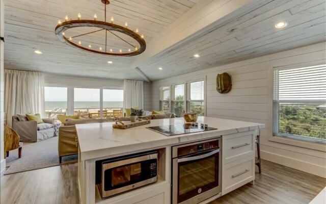 Yellow Oceanfront Hotel Room With Spectacular View of Atlantic Ocean by Redawning