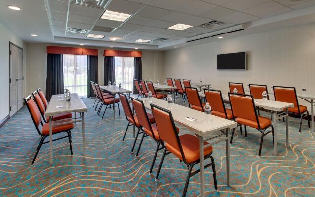 Holiday Inn Express Cheektowaga North East by IHG