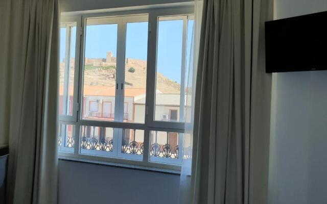 Mesón Hostal La Cabaña
