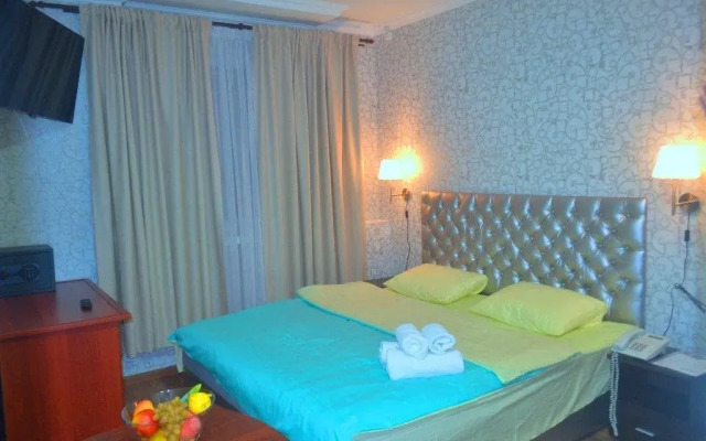 Отель «Чар»