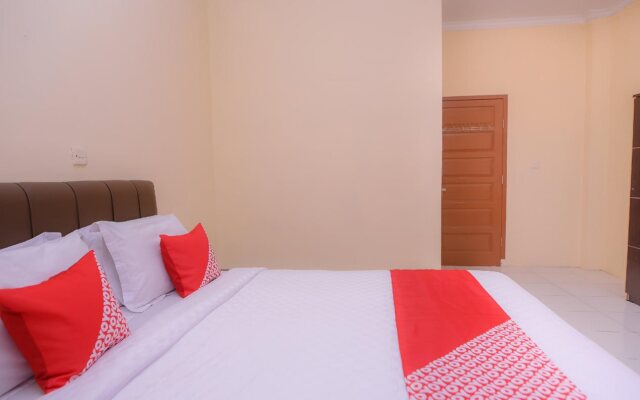 OYO 884 Rumoh PMI Hotel