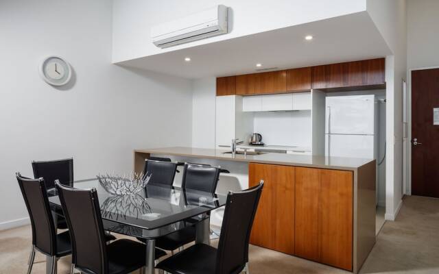 BEST WESTERN Islington Apartments