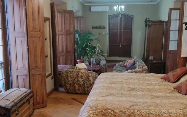 Casa Ramirez - Guest House