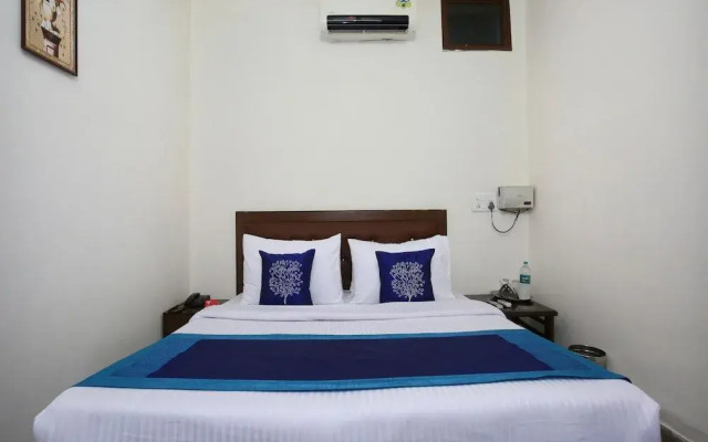 OYO 9661 Hotel Victoria Palace