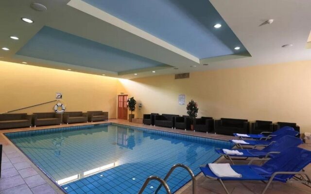 Panas Holiday Village