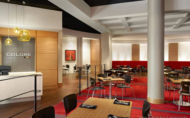 Sheraton Cavalier Calgary Hotel
