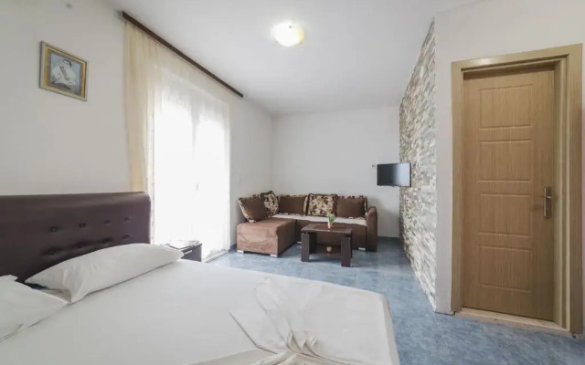 Apartments Boki