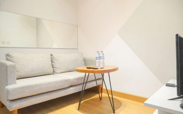 Homey And Nice 1Br At The Mansion Kemayoran Apartment