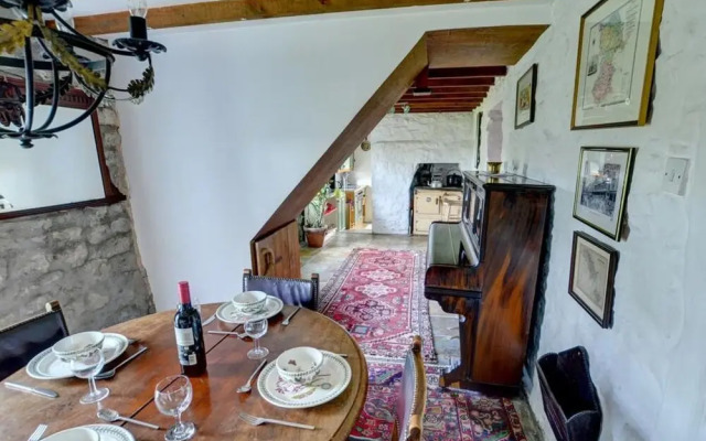 Holiday Home Cwmllynfell