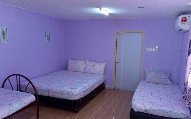 OYO Home 90554 Norfa Camp House