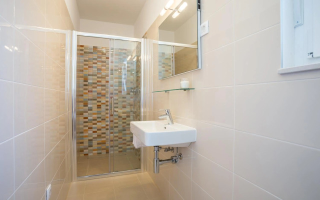 Villa Bol Brac save 15 percent on Split-villas com