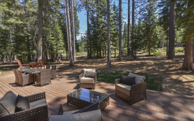 Kantor's Hideout by Tahoe Mountain Properties