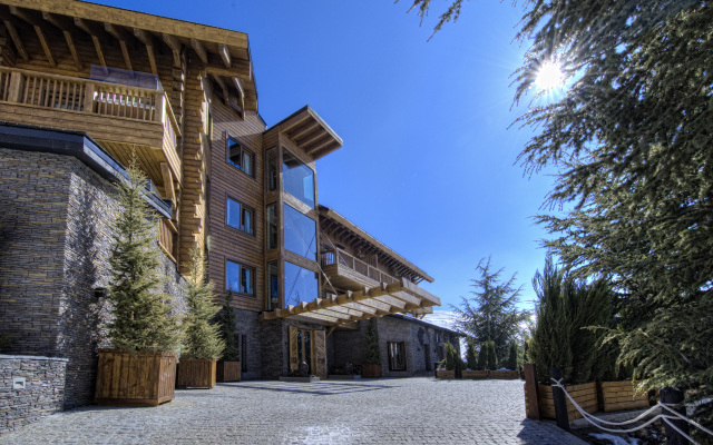 El Lodge Ski and Spa