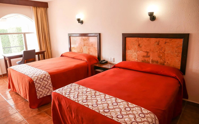 Hotel & Suites Villa del Sol