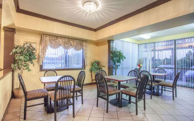 Super 8 by Wyndham Jackson/Ridgeland