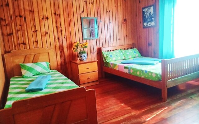 Rooms At An American-Style Cabin