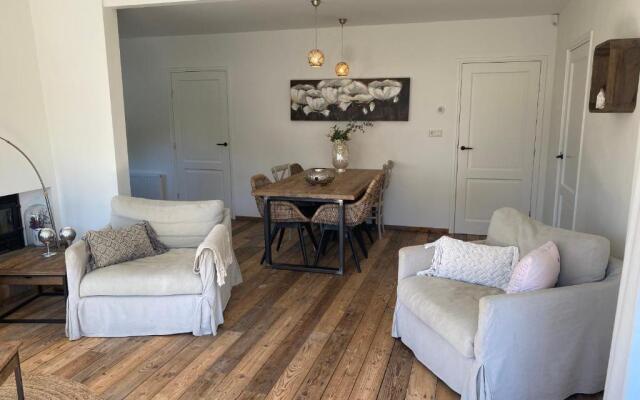Heerlijke bungalow op 350 meter vanaf het strand!