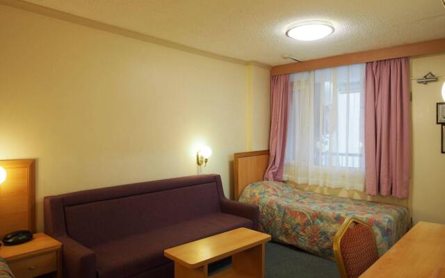 Edgecliff Lodge Motel