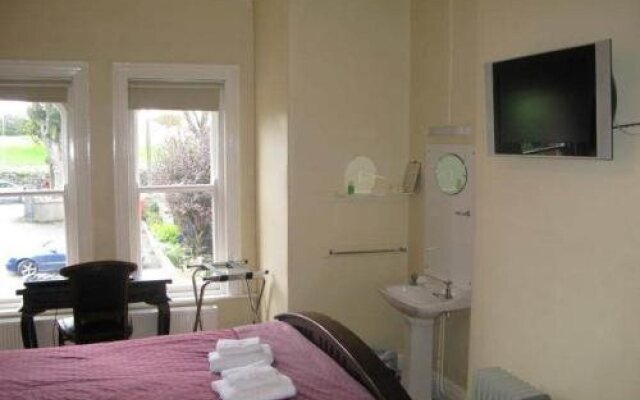 Dun Aoibhinn House B&B