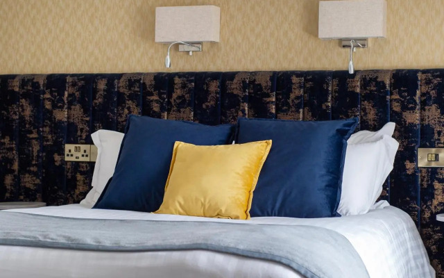 Best Western Woodenbridge Hotel & Lodge