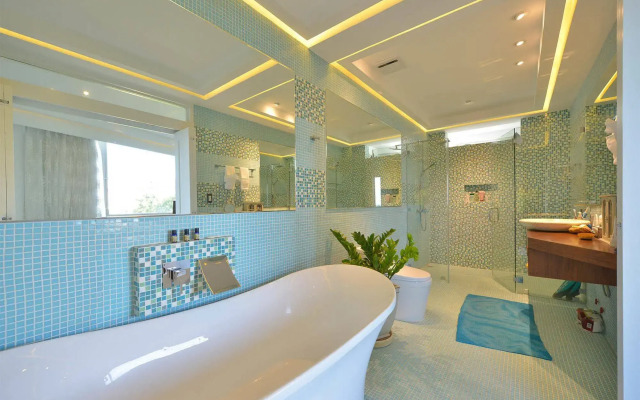 Boracay Karuna Luxury Suites