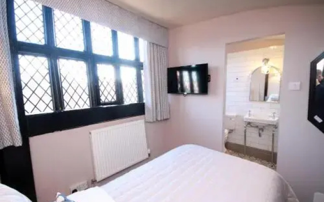 Crown Hotel