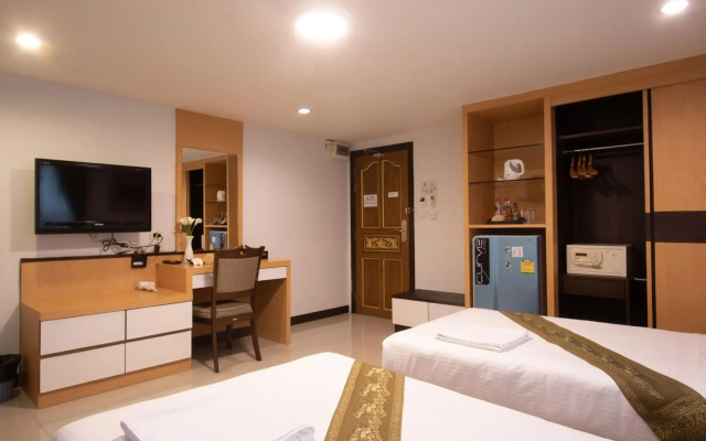 Gusto Hotel Pratunam