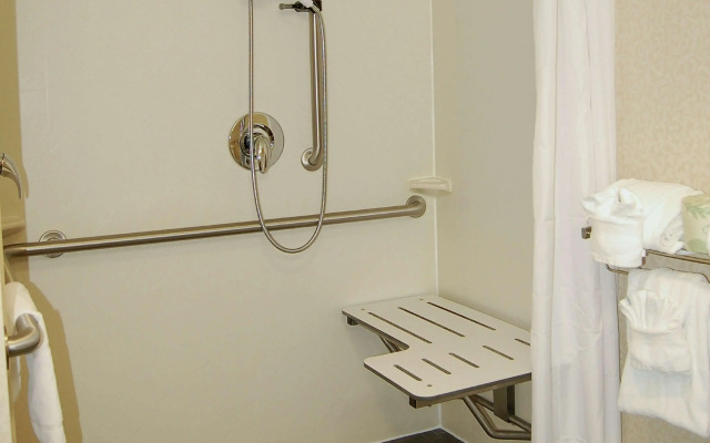 Hampton Inn & Suites Charlotte Airport