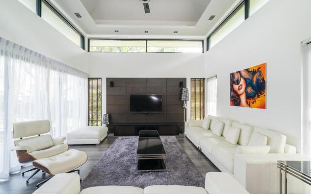 Diamond VIP villas by Lofty