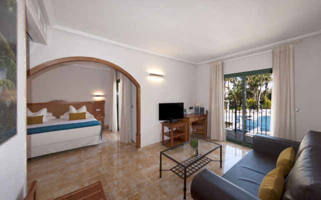 Hotel La Laguna Spa And Golf