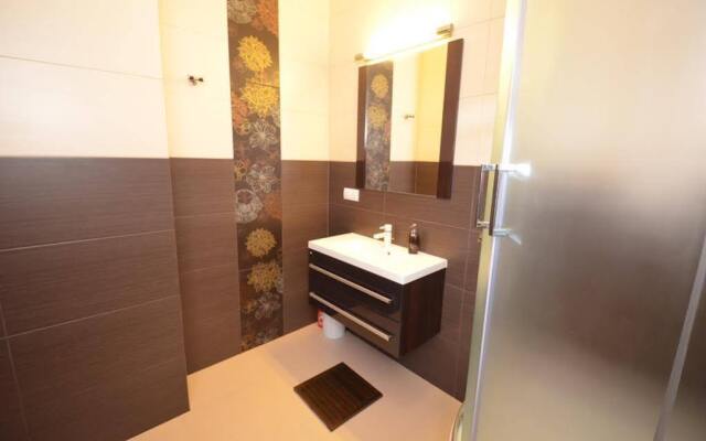 P&O Serviced Apartments FABRYCZNA