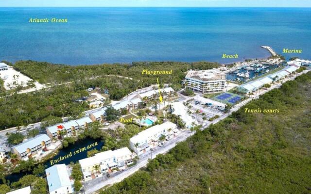 TOWER 2 MASTER SUITEs, 2 KINGS BEDS, MARINA