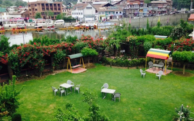 Rubab Guest House