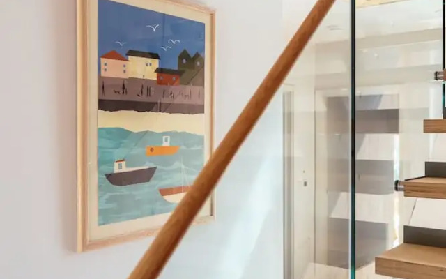 Una St. Ives
