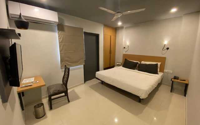 The Umen Hotel Sector 49