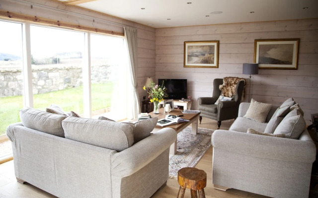 Netherton Farm Lodge