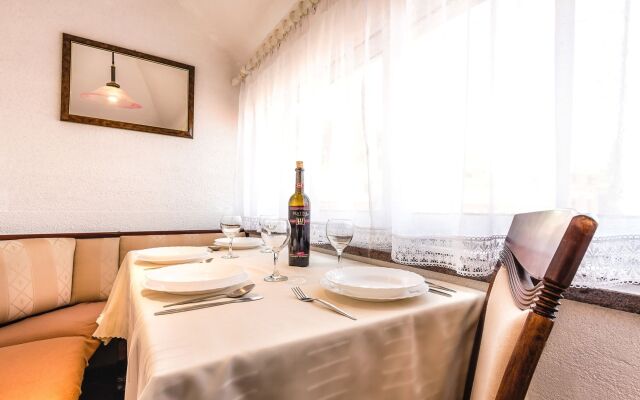 Villa Roses Apartments & Wellness