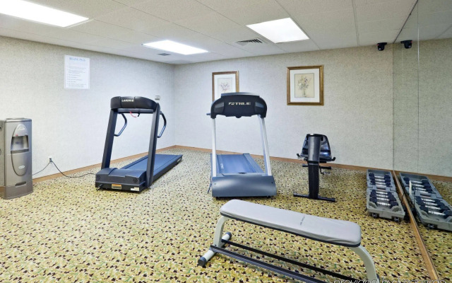 La Quinta Inn & Suites Overland Park