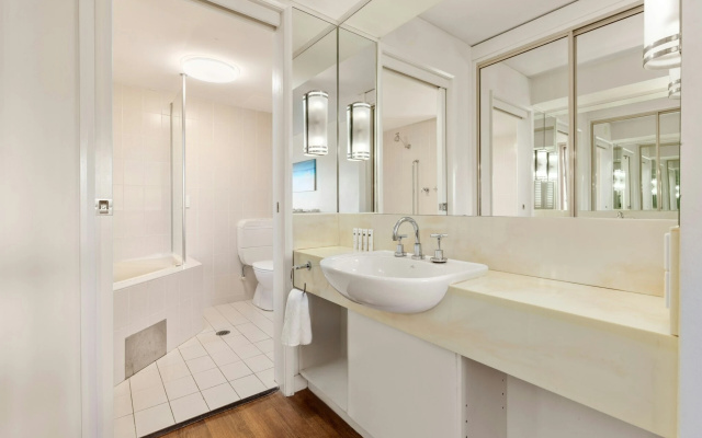 Charlesworth Bay Beach Resort