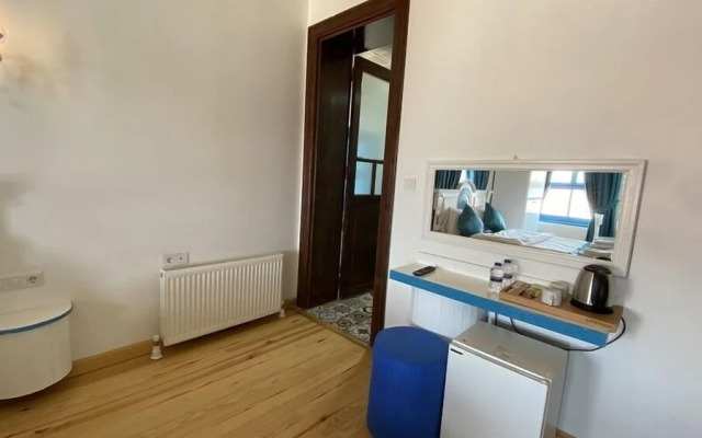 Büyükada Mavi Palas Hotel