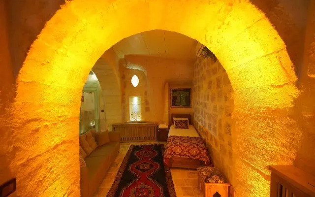 Takaev Cave Hotel