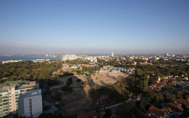 R-Con Wong Amat Suite