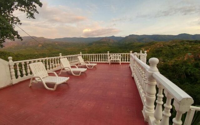 Hotel Quinta Casa Blanca