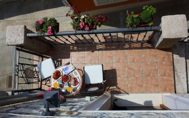 Apartments Zecic