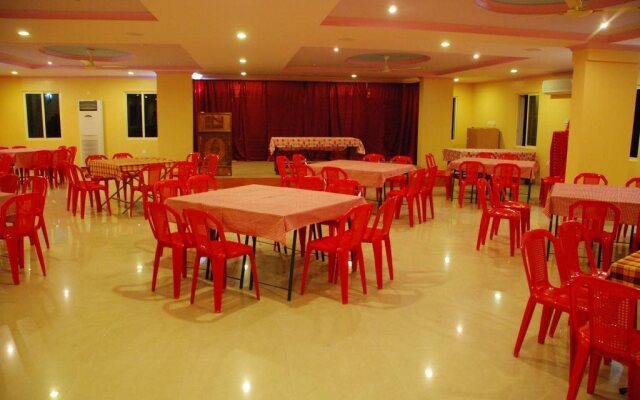 Nadan Hotel