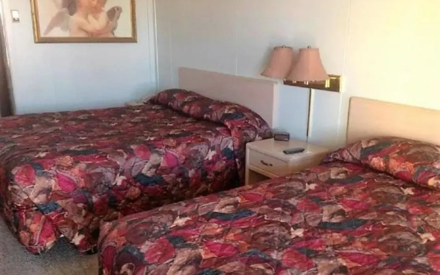 Country Club Inn