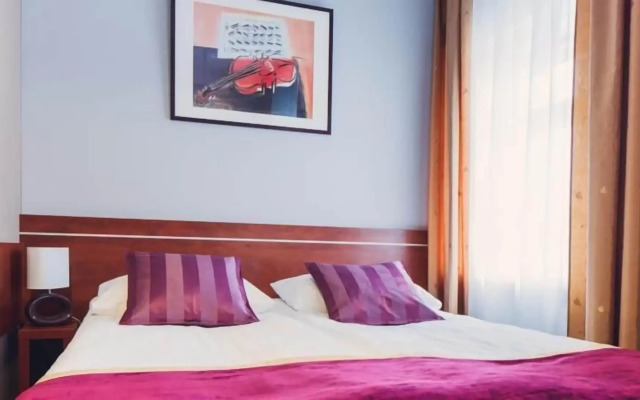 Hotel Chmielna