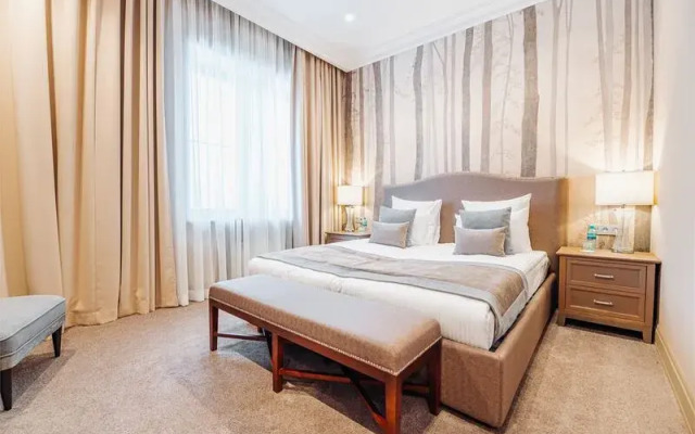 Grand Manor 5*