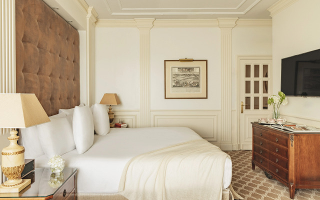 Gran Melia Fenix - The Leading Hotels of the World